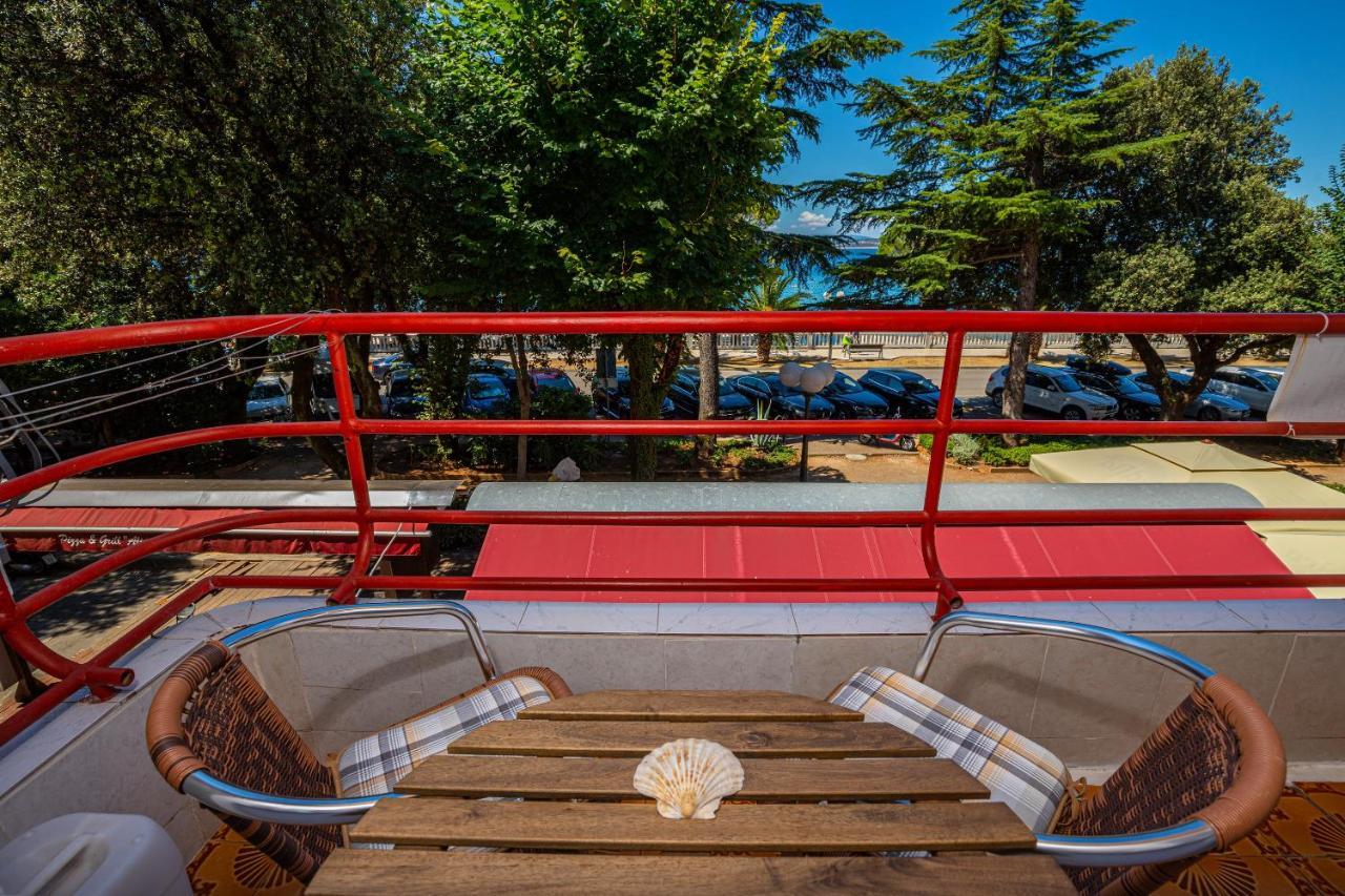 Crikvenica Right On The Beach Exterior photo