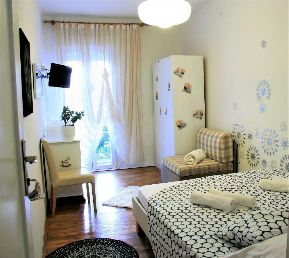 Crikvenica Right On The Beach Exterior photo